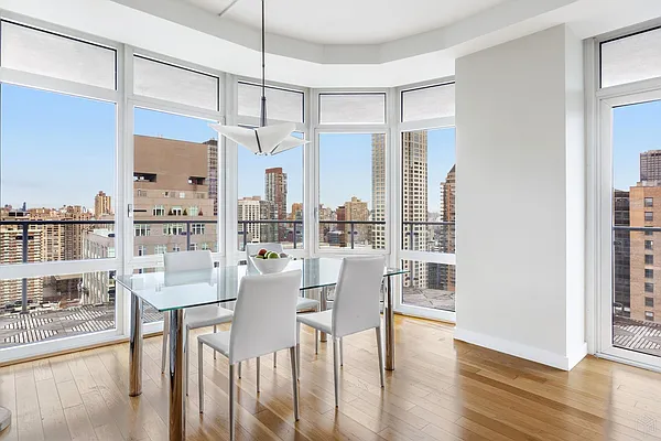 Sold by Halstead Real Estate | media 2
