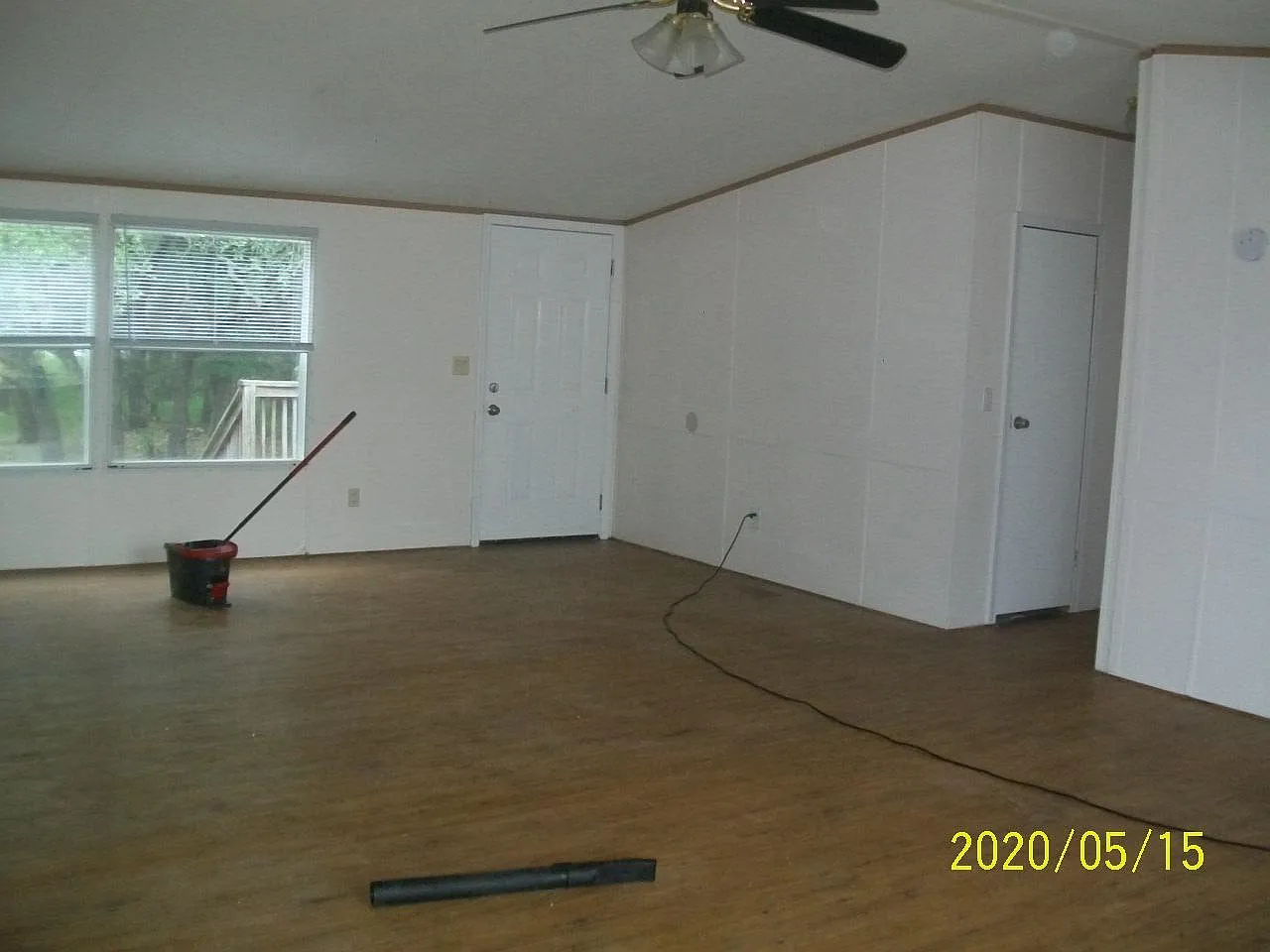 4 bed, 1968 sqft, $1,595 — Photo 2