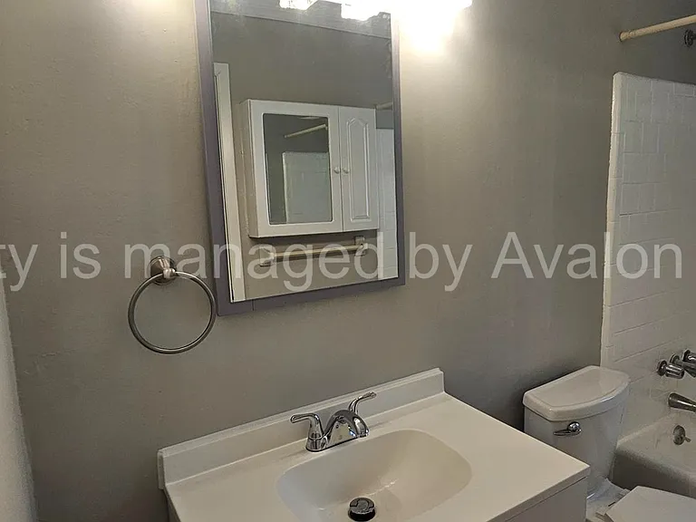 1497 W 29th St — Photo 7
