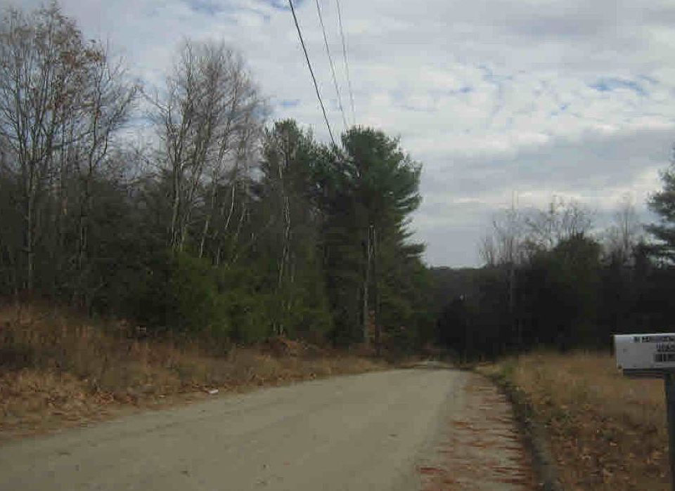 2nd image of 3 Jordan Dr