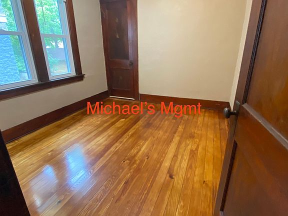 4th image of 128 S Francis Ave