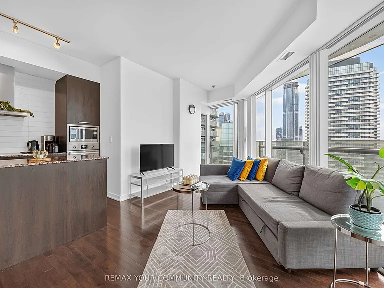 12 York St S #5102 — Photo 8
