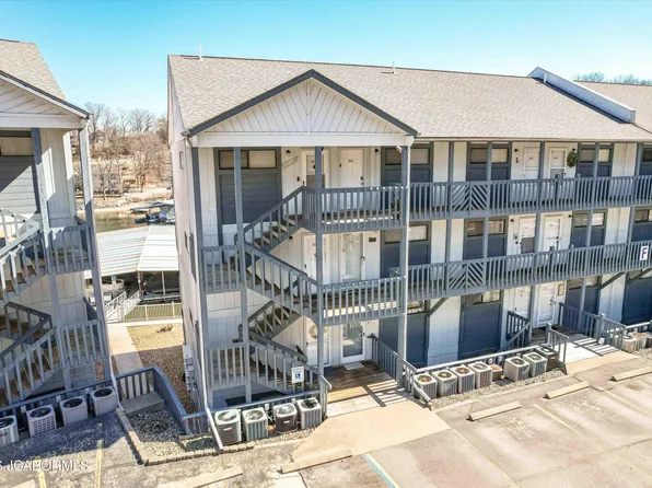 1442 Nichols Rd #F-401, Osage Beach, MO 65065