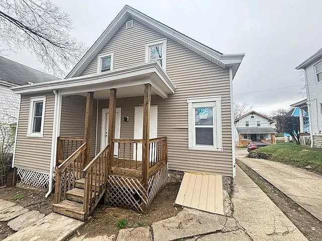 1239 Sliker Ave — Photo 4