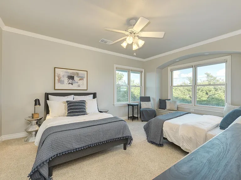 813 Moonlight Bay Dr — Photo 25