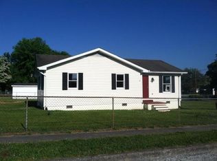 1057 Robertson St, Kingsport, TN 37660