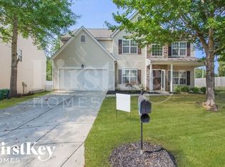 5913 Parkstone Dr, Matthews, NC 28104