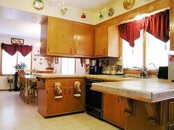 4th image of 3221 Townview Ave
