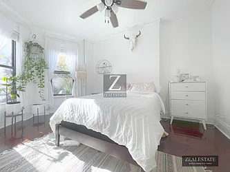 Rented by ZealEstate Group Inc