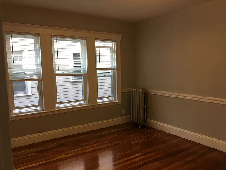 3 Bardwell St #1 — Photo 5