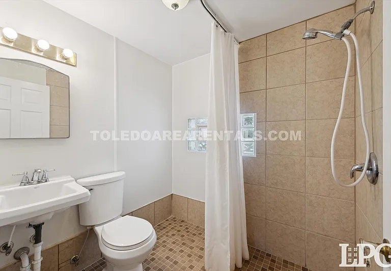 2129 Nevada St — Photo 20