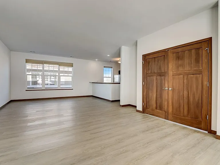1931 Eastwood Way #1931 — Photo 13