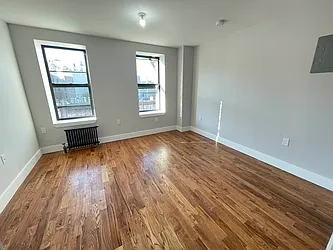 Rented by Tapiro Realty