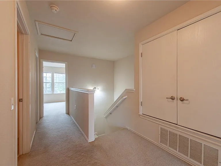 7409 Elk Pass Dr — Photo 8