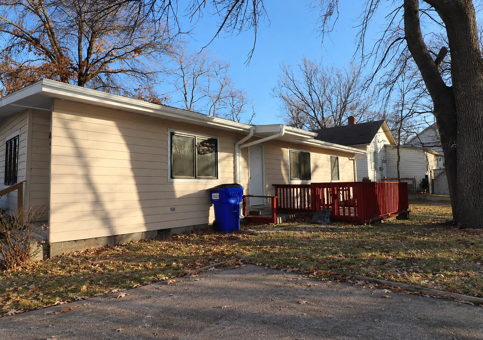 Spacious Duplex for Rent — Photo 2