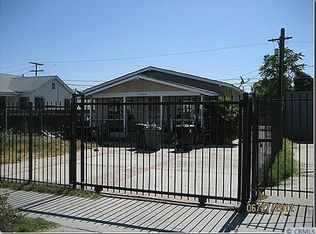 8010 S Main St, Los Angeles, CA 90003