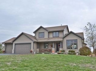 721 Zephyr Ln, Hudson, WI 54016