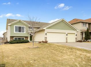 277 Arabian Ave, Shakopee, MN 55379
