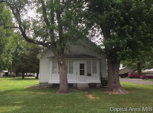 900 N Taylorville Blvd, Taylorville, IL 62568
