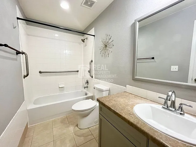 1316 S Duquesne Cir — Photo 10