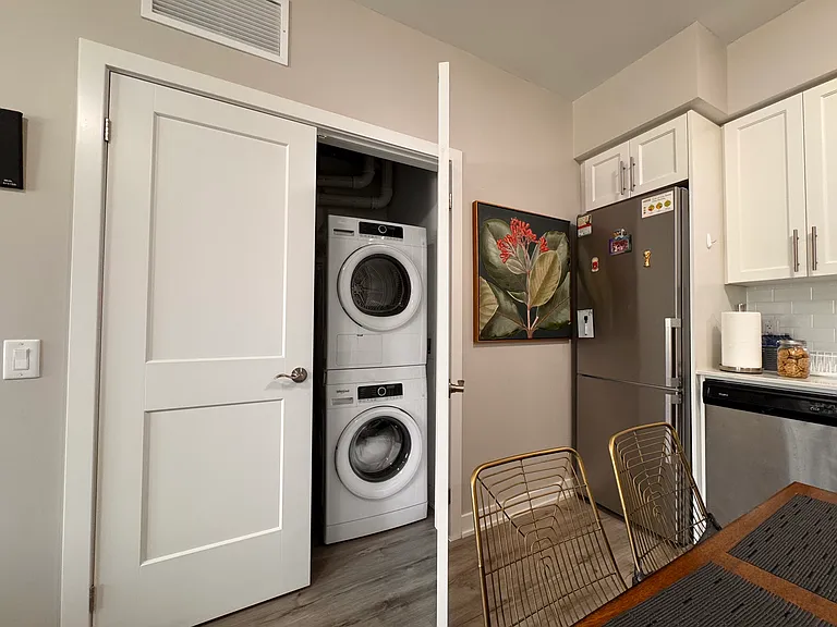 110 Fergus Ave #338 — Photo 7