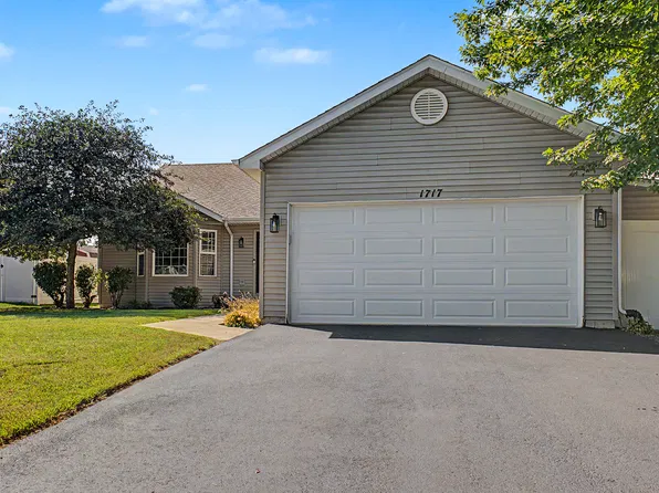 1717 Parkside Dr, Plainfield, IL 60586