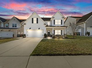 4009 Crimson Wood Ct, Greensboro, NC 27410