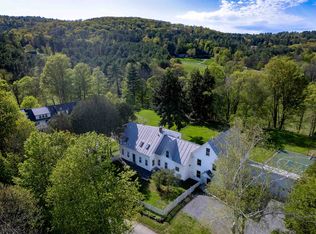56 Elm St, Norwich, VT 05055