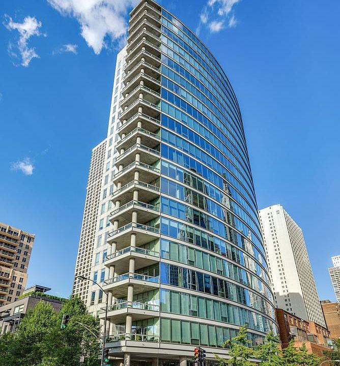 1st image of 30 W Oak St APT 7B
