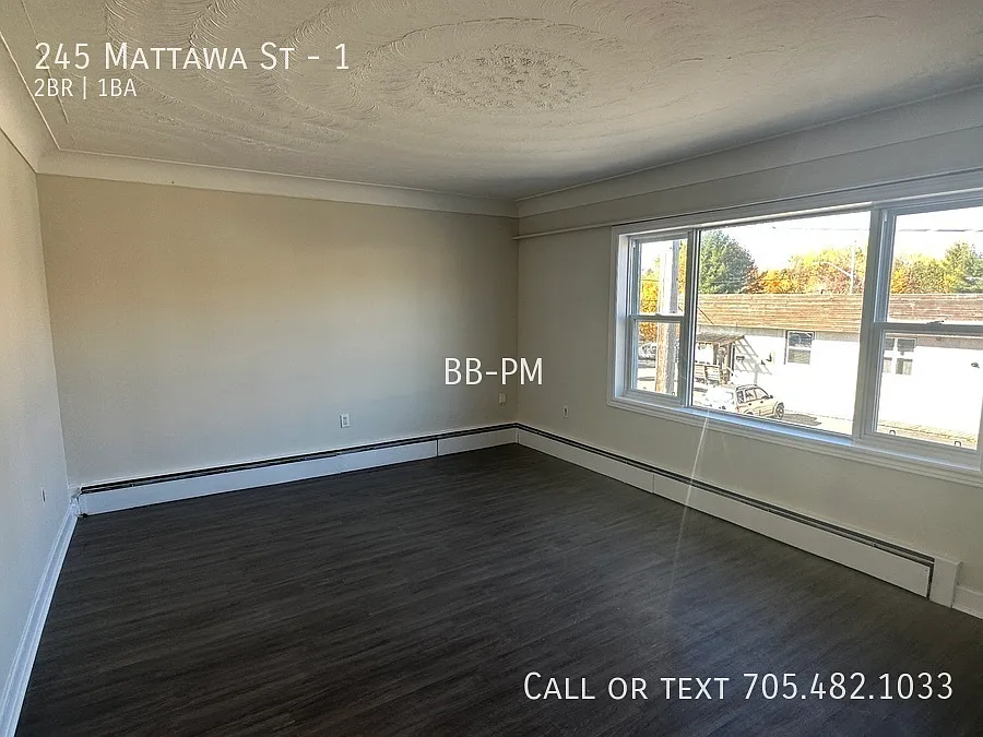 Building Photo - 245 Mattawa St #1