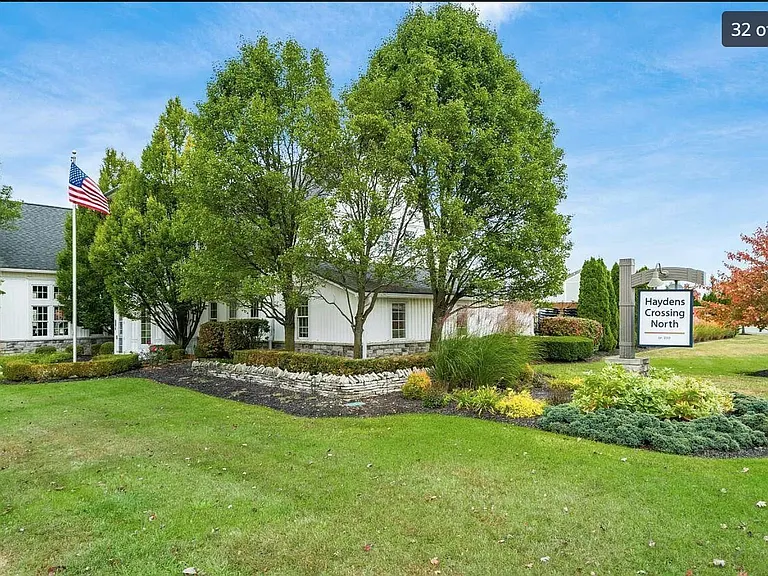 5766 Hayden Run Blvd — Photo 34
