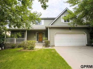 16880 Patterson Dr, Omaha, NE 68135