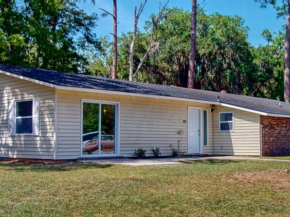 165 Cherokee Cir, Hinesville, GA 31313