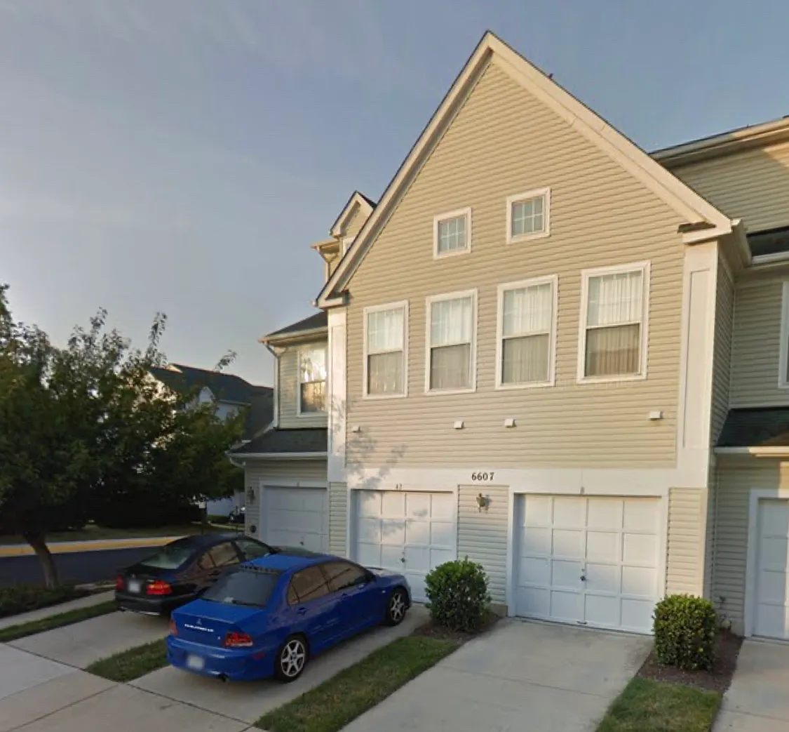 2 bed, 2.5 bath, 1365 sqft, $2,900 — Photo 1