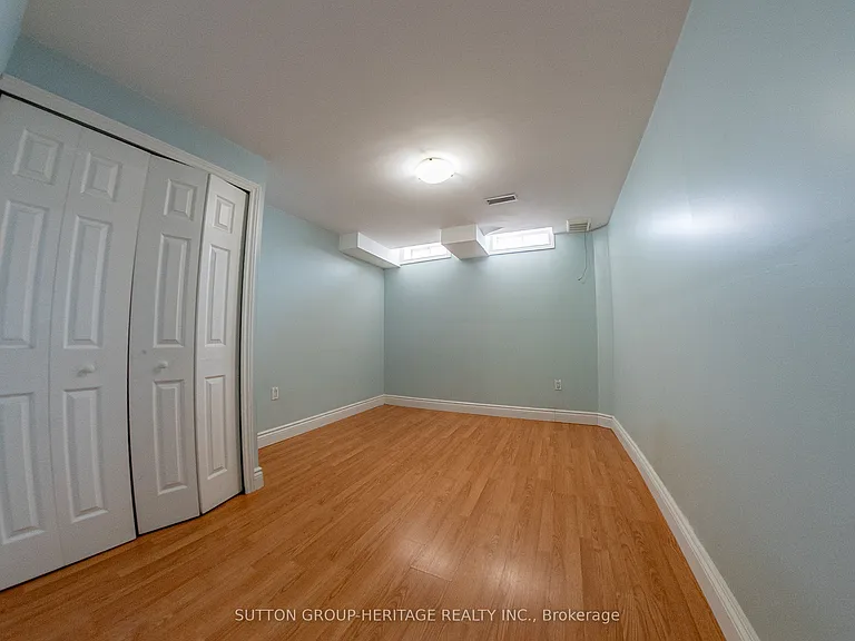20 Oglevie Dr — Photo 24