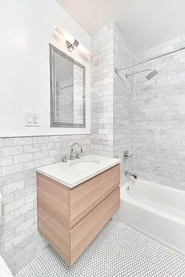 Rented by Living New York | media 12