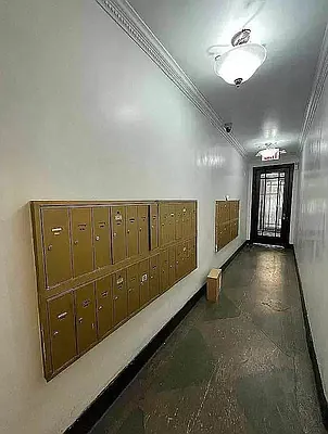 Rented by Universal Realty Group | media 16