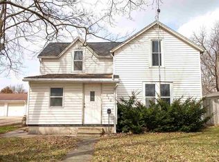 410 4th St SW, Waverly, IA 50677