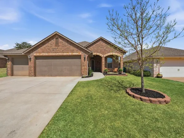 8021 NW 158th St, Edmond, OK 73013
