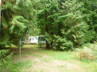7874 Oregon Trl, Maple Falls, WA 98266
