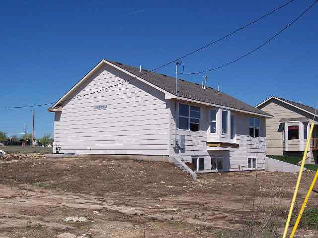 2nd image of 410 Meadowlark Dr