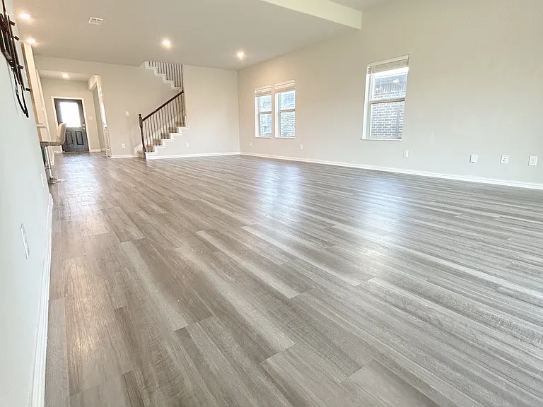 212 Stonebrook Trl — Photo 12