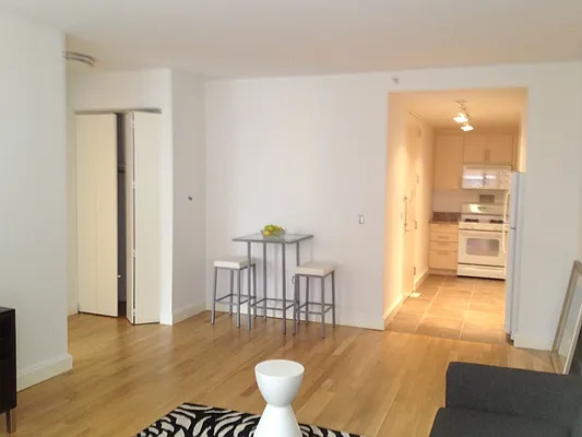 Rented by UDR | media 53