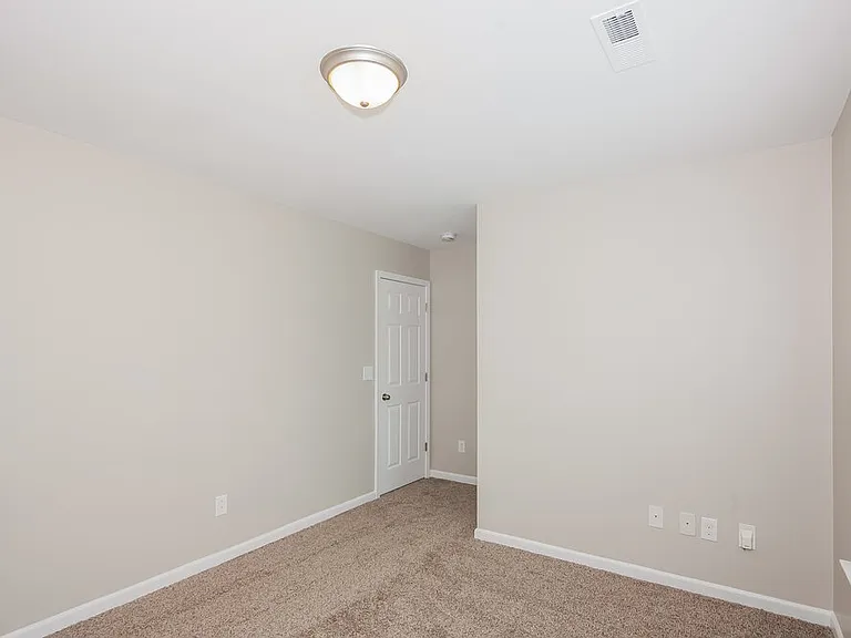 1334 Haestad Ct — Photo 13