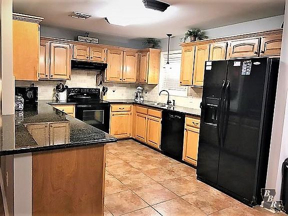 4th image of 271 Gabreten Ln