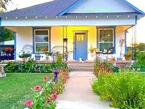 203 N 10th St, Gatesville, TX 76528