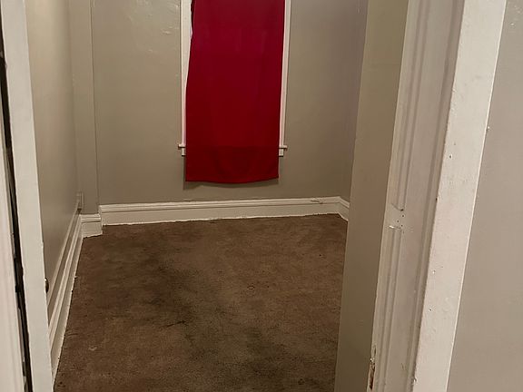 5th image of 554 Bellows St #11