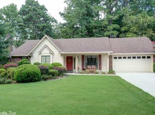 56 Danube Dr, Maumelle, AR 72113