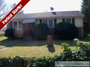 2912 Rotan Ct, Chesapeake, VA 23325