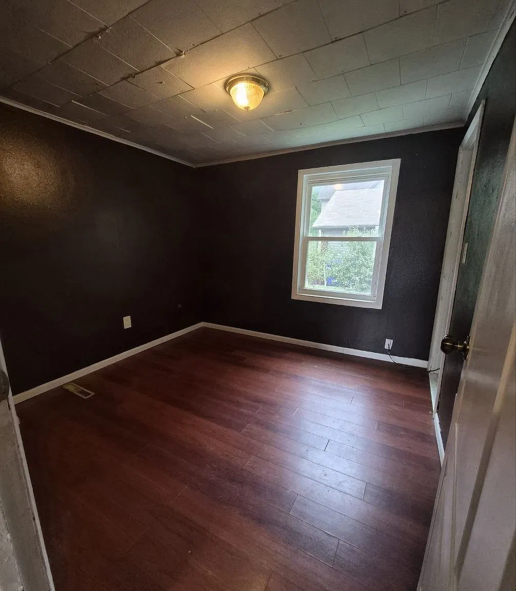 3 bed, 1264 sqft, $950 — Photo 3
